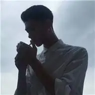 6686体育铜牌作者Luke